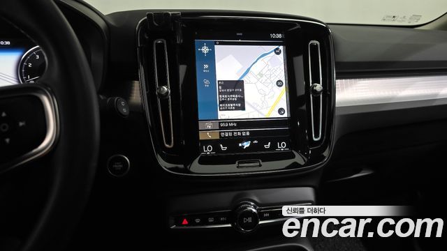 Volvo XC40 2021