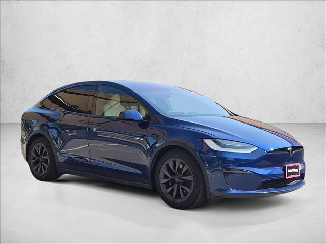 Tesla Model X 2022