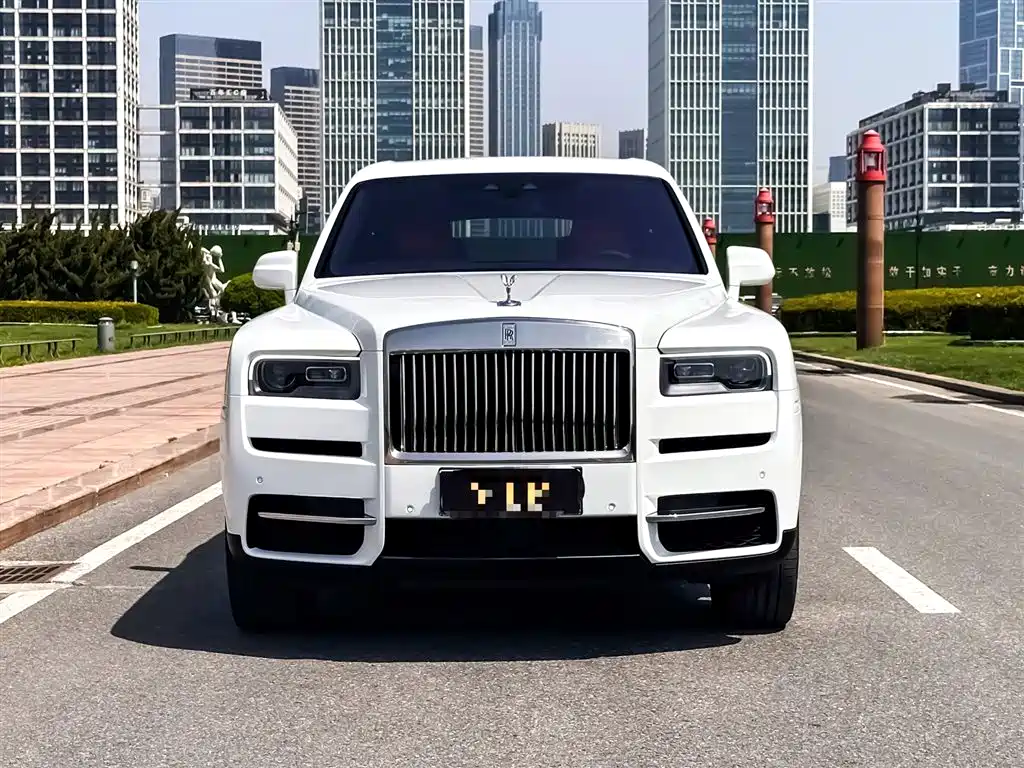 Rolls-Royce Cullinan 2023