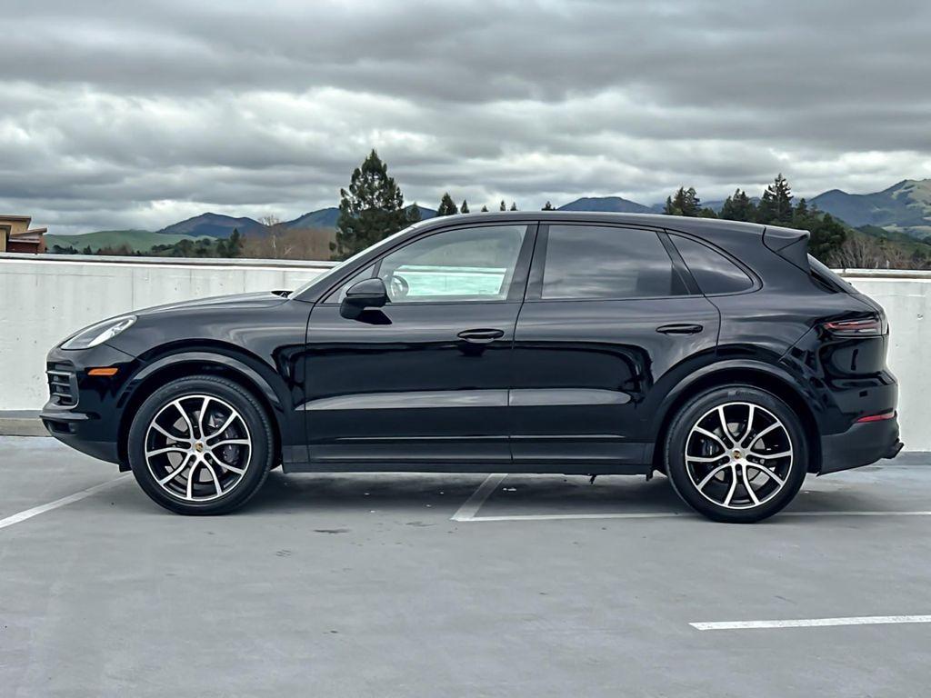Porsche Cayenne 2023