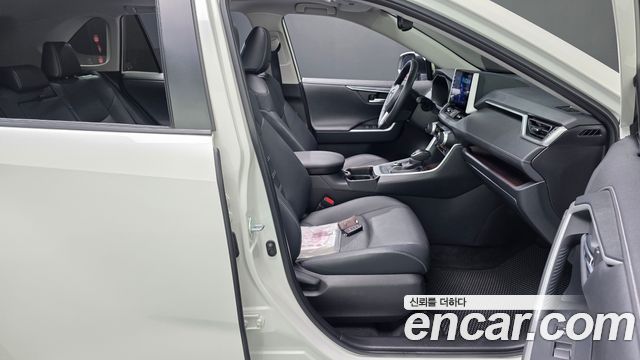 Toyota RAV4 2021