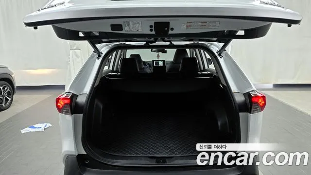 Toyota RAV4 2023