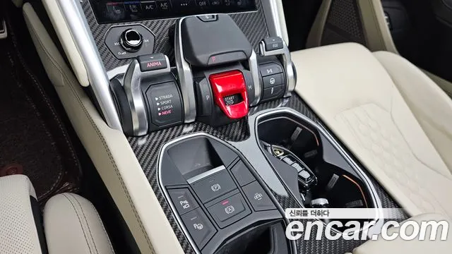Lamborghini Urus 2024