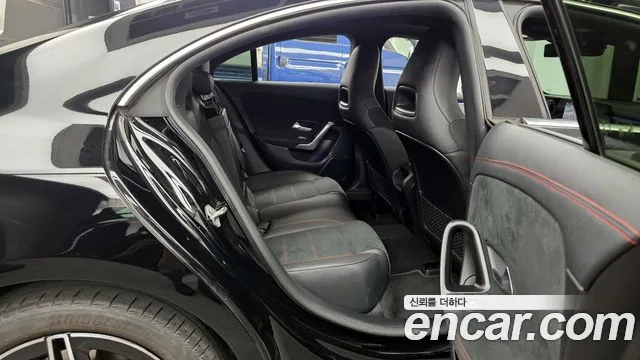 Mercedes-Benz CLA 2021