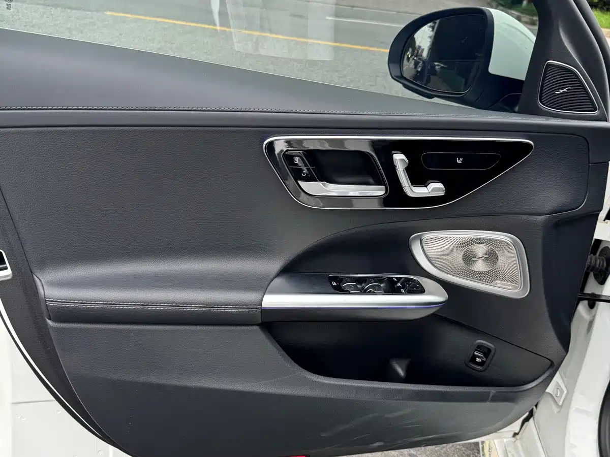 Mercedes-Benz C-Класс 2026