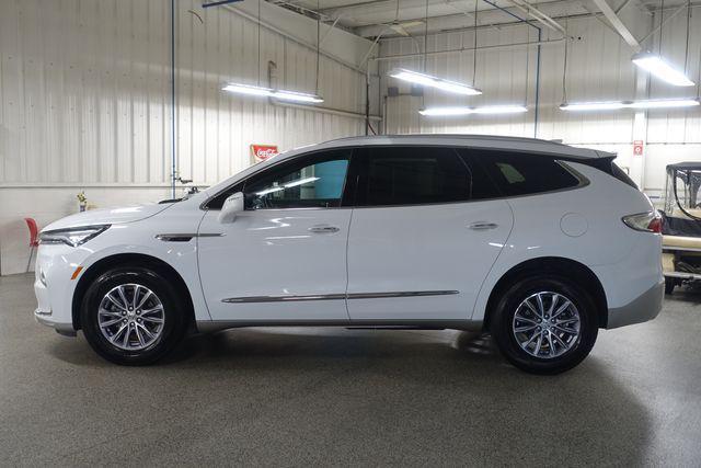 Buick Enclave 2024