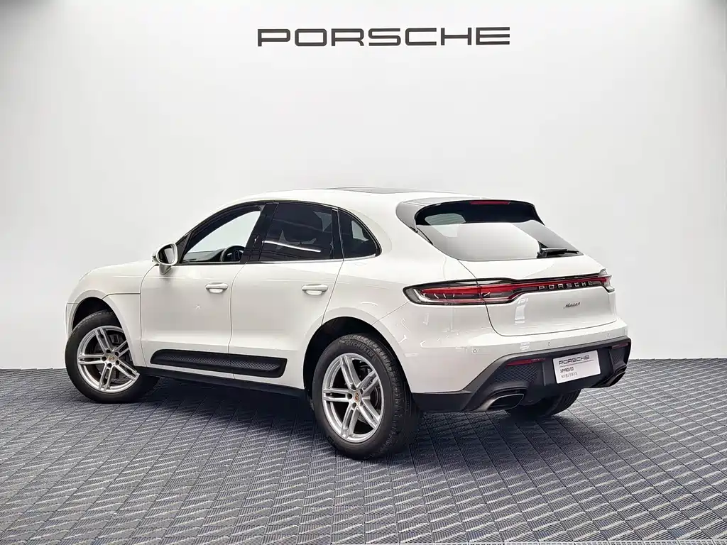 Porsche Macan 2022