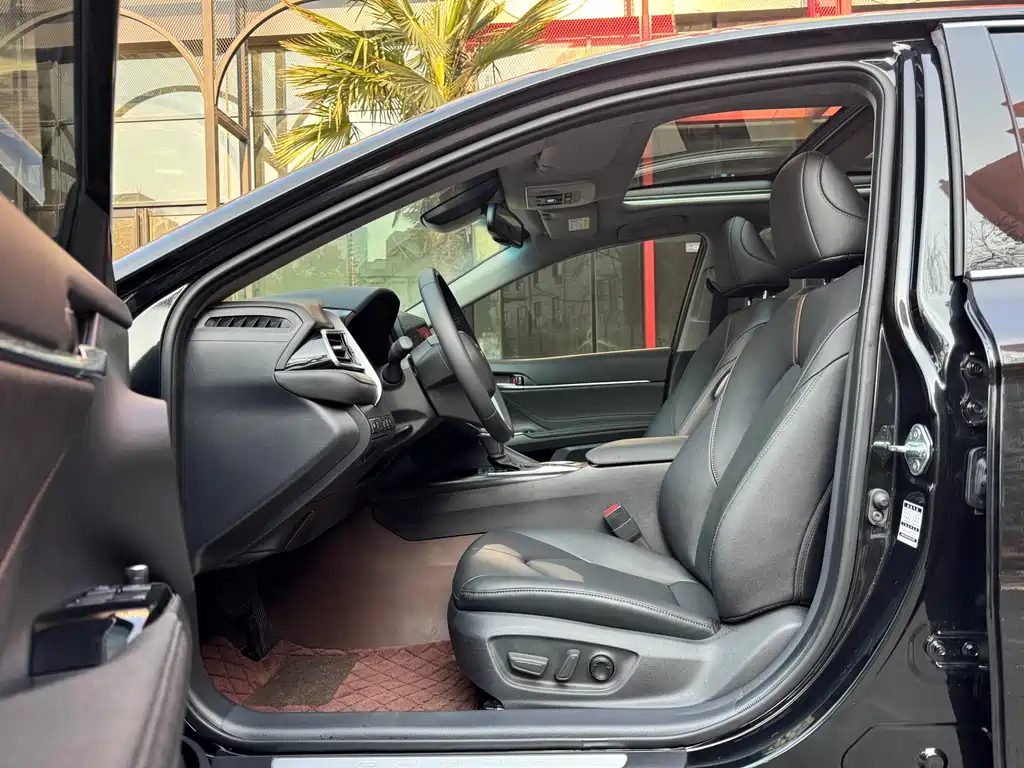 Toyota Camry 2023