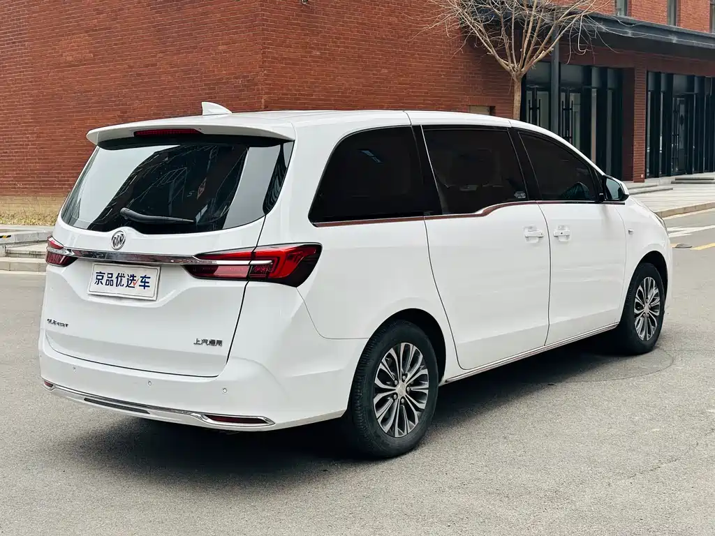 Buick GL8 2022