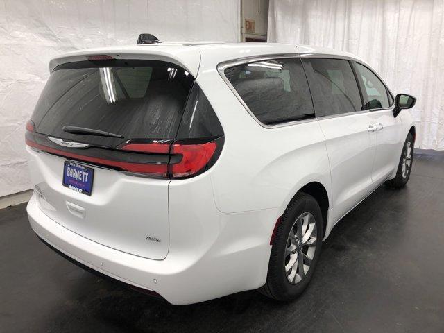 Chrysler Pacifica 2024