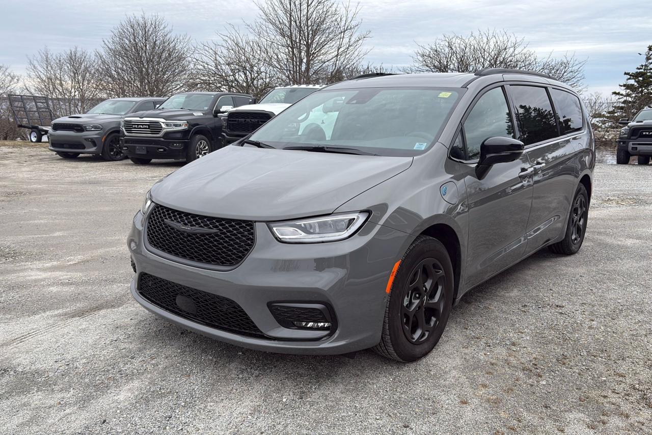 Chrysler Pacifica 2024