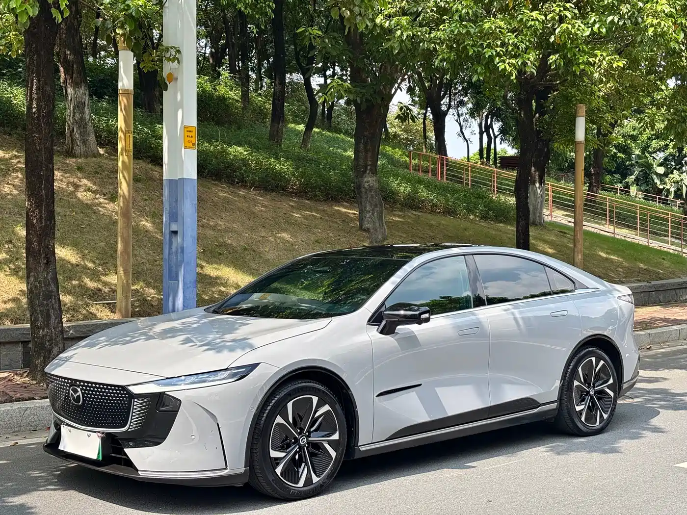 Mazda EZ-6 2024