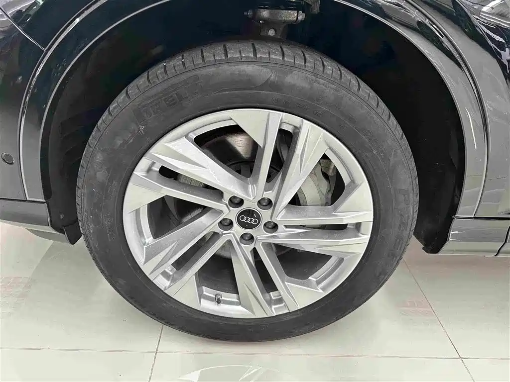 Audi Q7 2023
