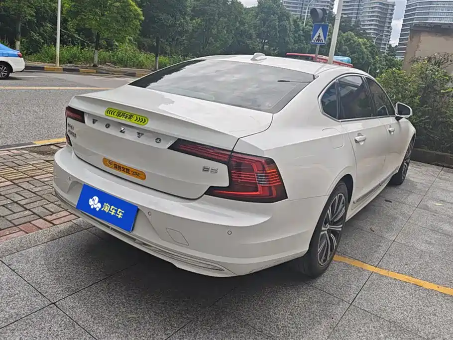 Volvo S90 2021