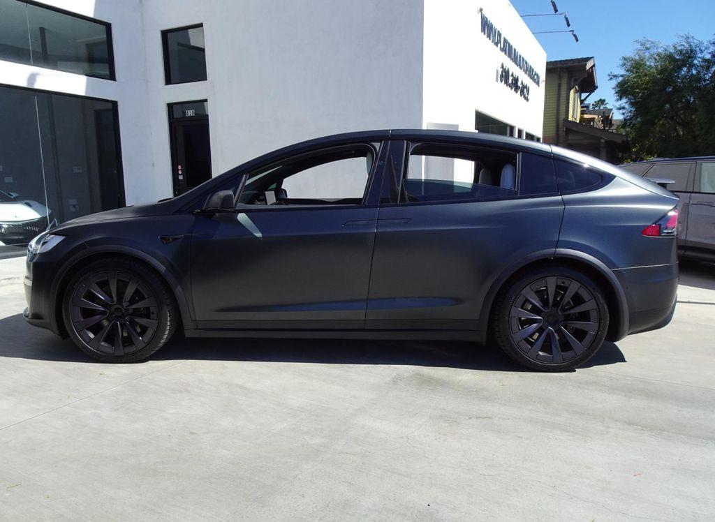 Tesla Model X 2022