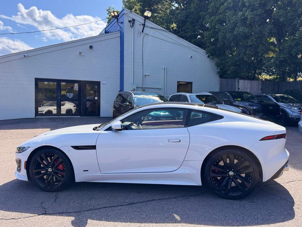 Jaguar F-Type 2024