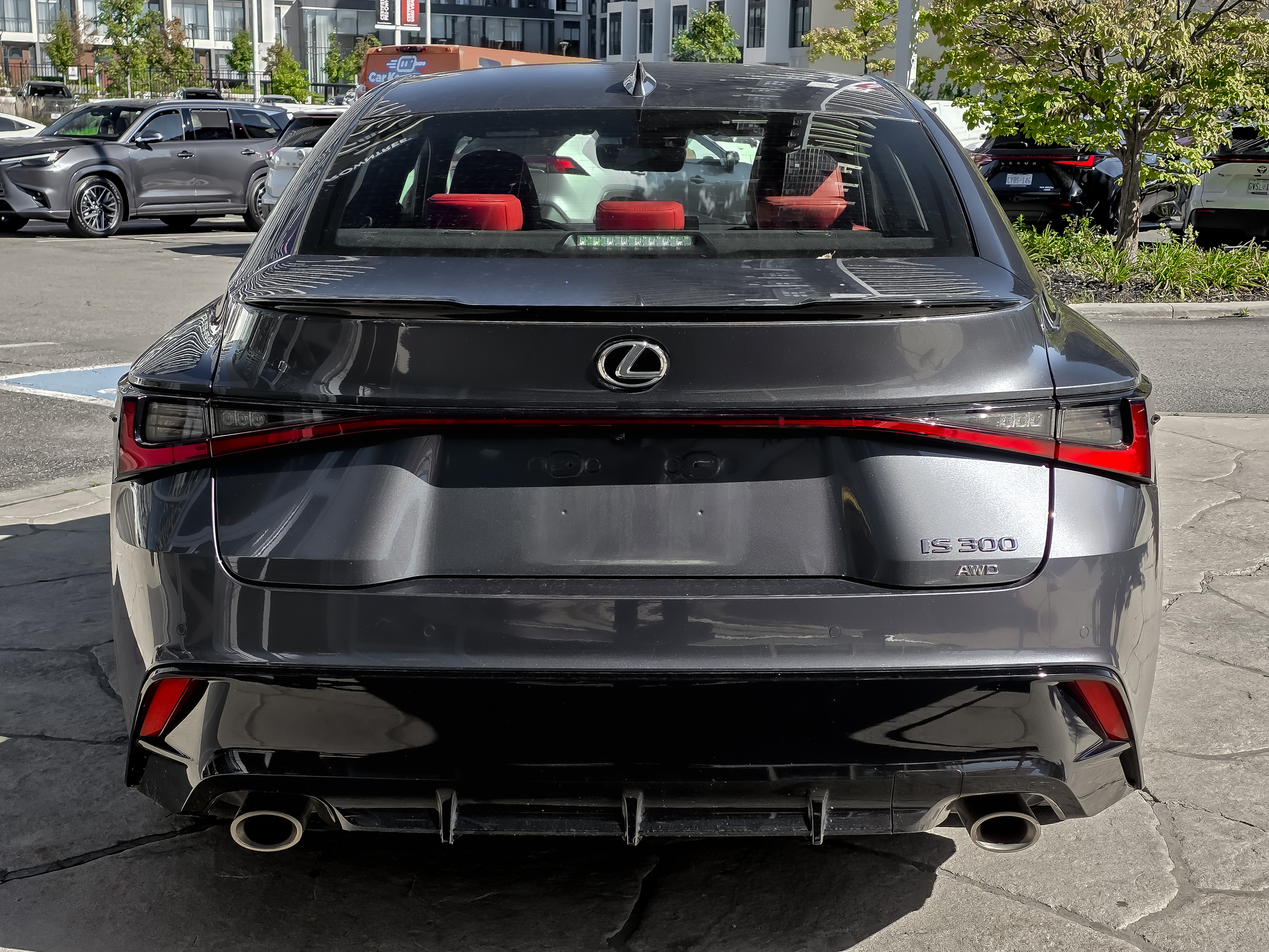 Lexus IS 2024