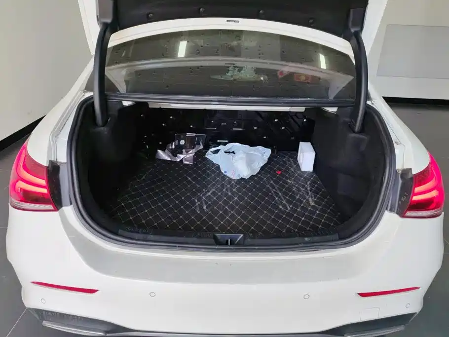 Mercedes-Benz A-Класс 2022