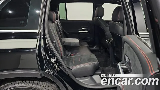 Mercedes-Benz GLB 2021