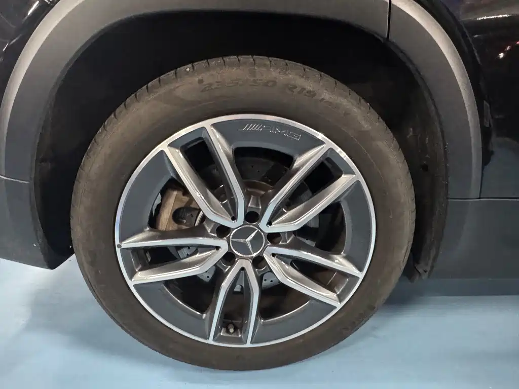 Mercedes-Benz GLB AMG 2021