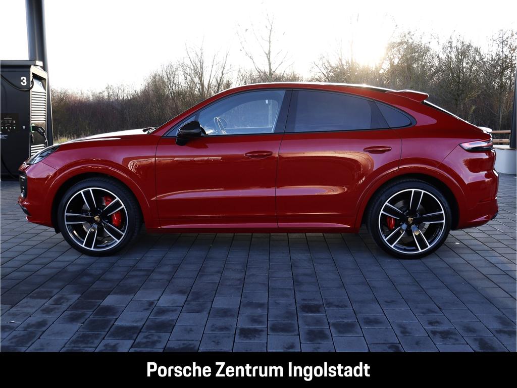 Porsche Cayenne 2022