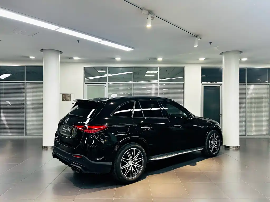 Mercedes-Benz GLC AMG 2024