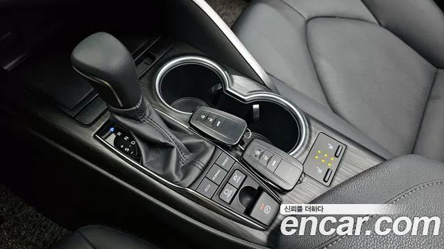 Toyota Camry 2023