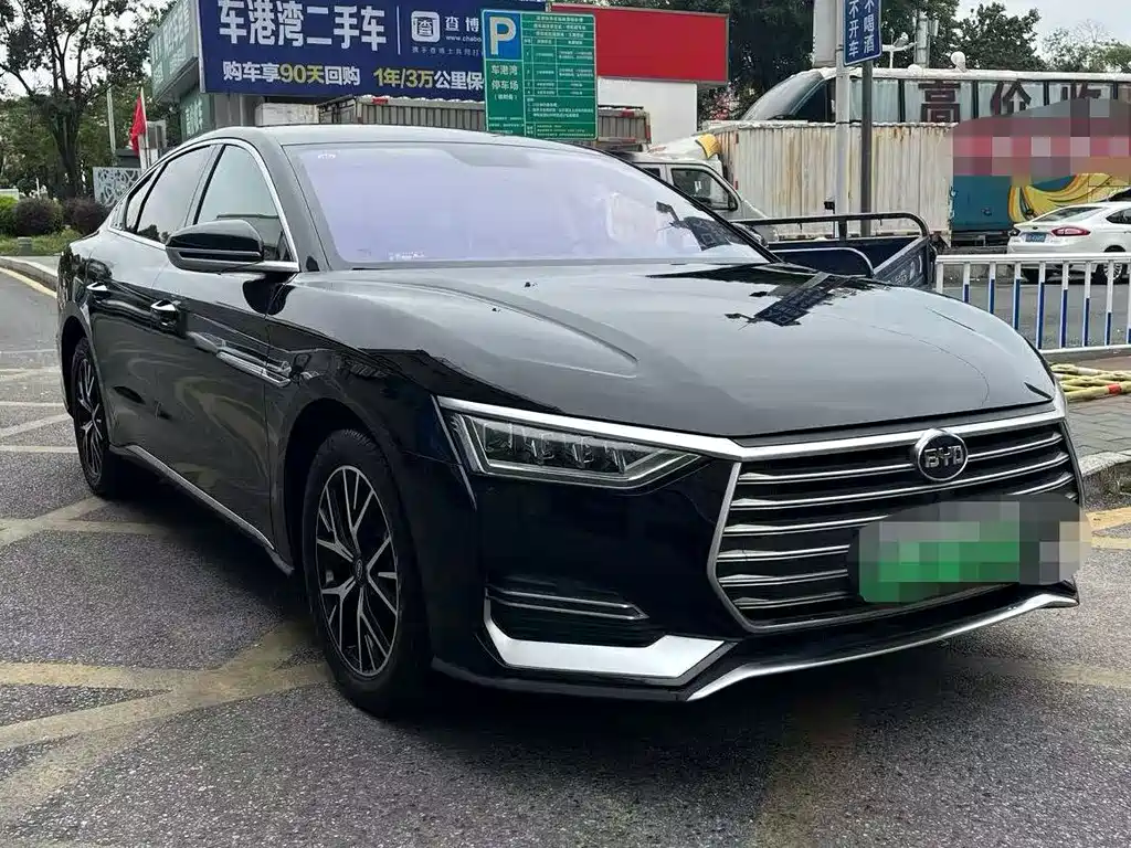 BYD E9 2021