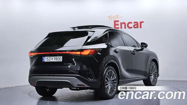 Lexus RX 2023