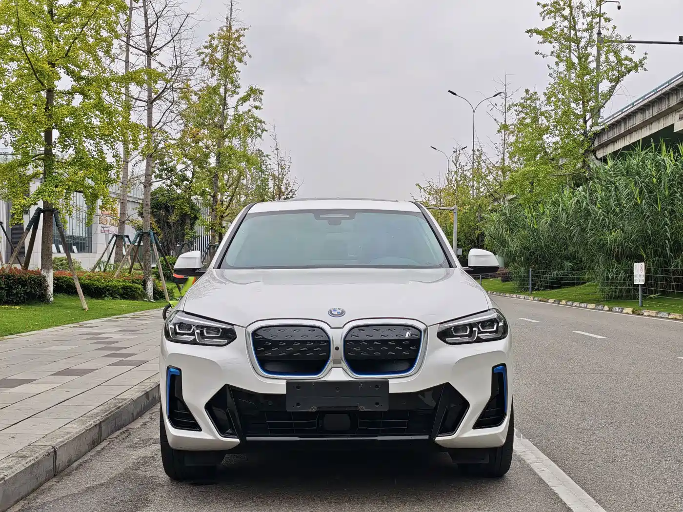 BMW iX3 2022