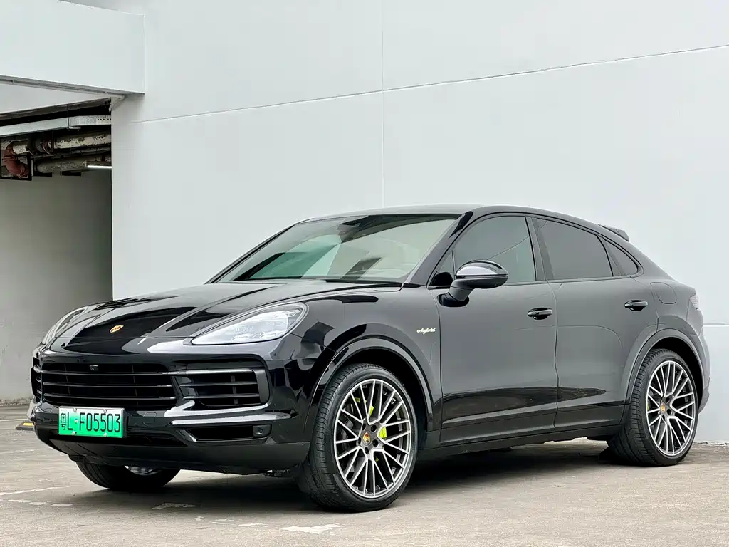 Porsche Cayenne 2021