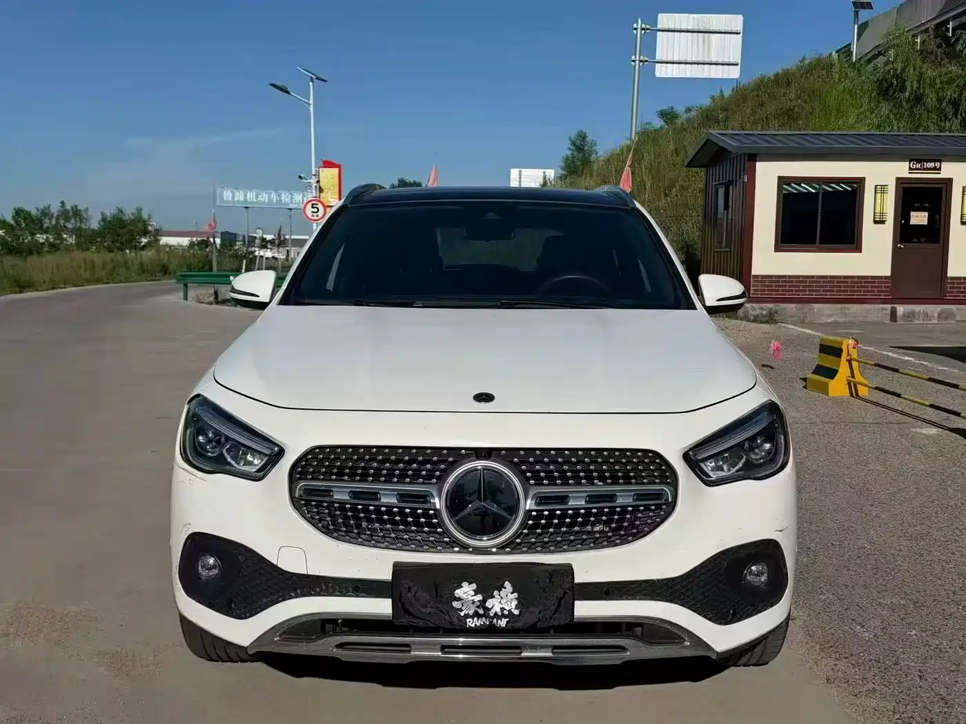 Mercedes-Benz GLA 2023