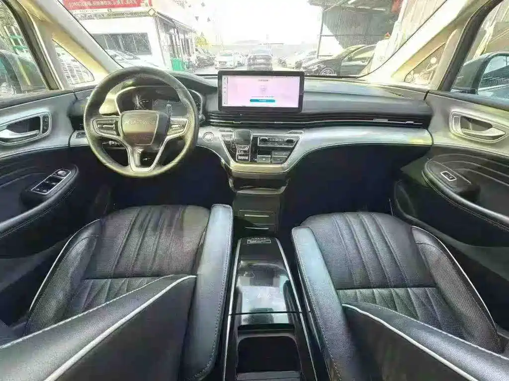 Roewe iMAX8 2021