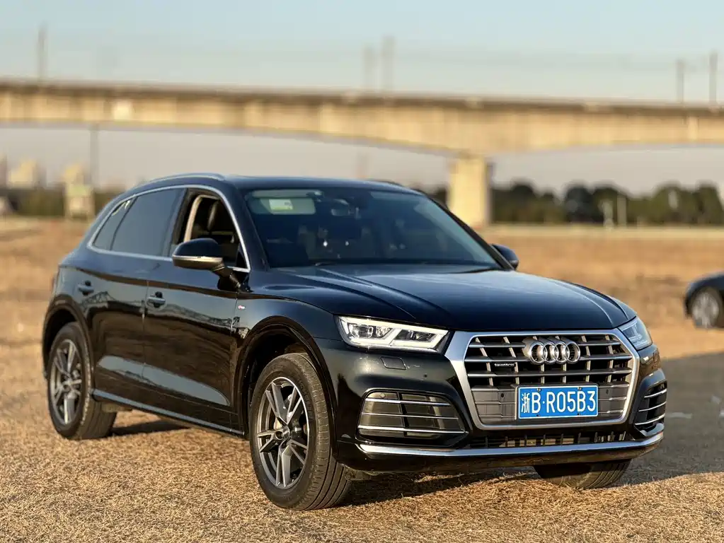 Audi Q5 2021