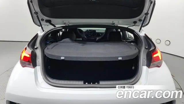 Hyundai Veloster 2020
