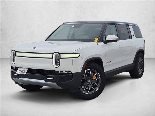 Rivian R1S 2023