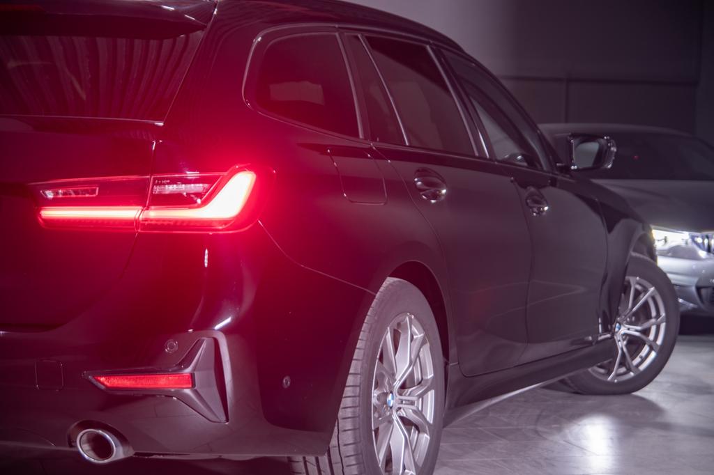 BMW 318 2021