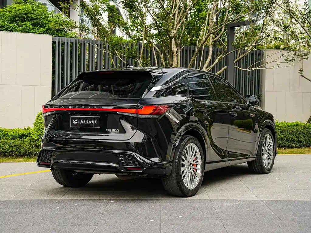 Lexus RX 2025