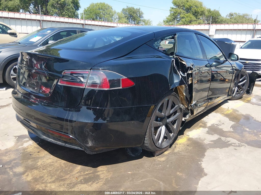 Tesla Model S 2021