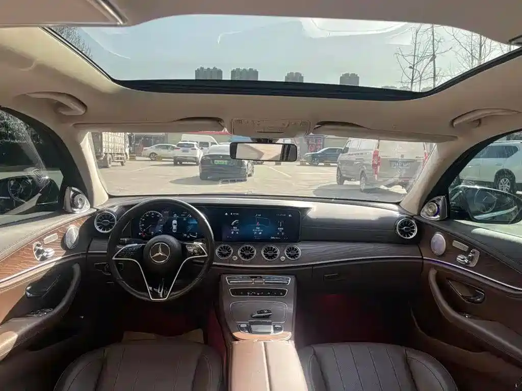 Mercedes-Benz E-Класс 2021