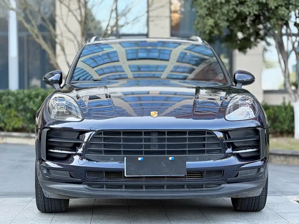 Porsche Macan 2021