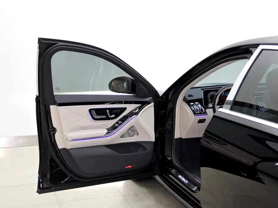 Mercedes-Benz Maybach S-Класс 2025