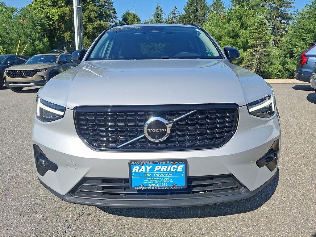 Volvo XC40 2023