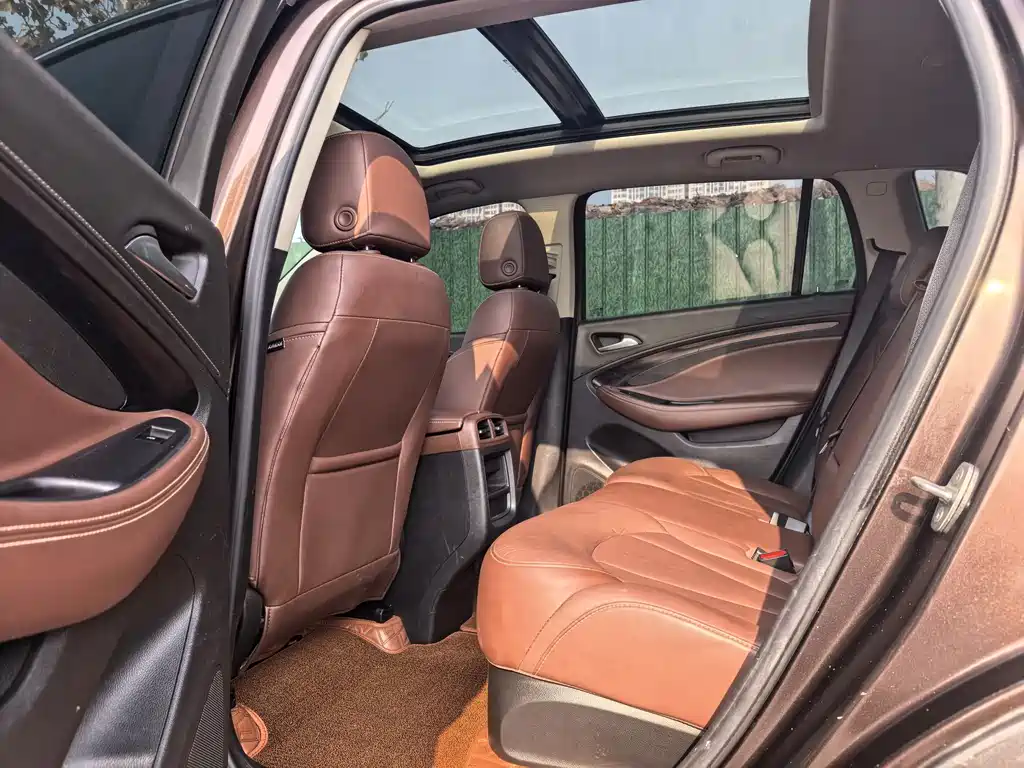 Buick Enclave 2021