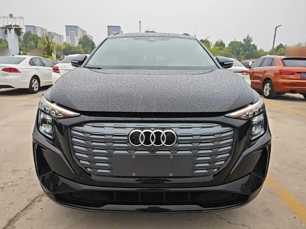 Audi Q5 e-tron 2023