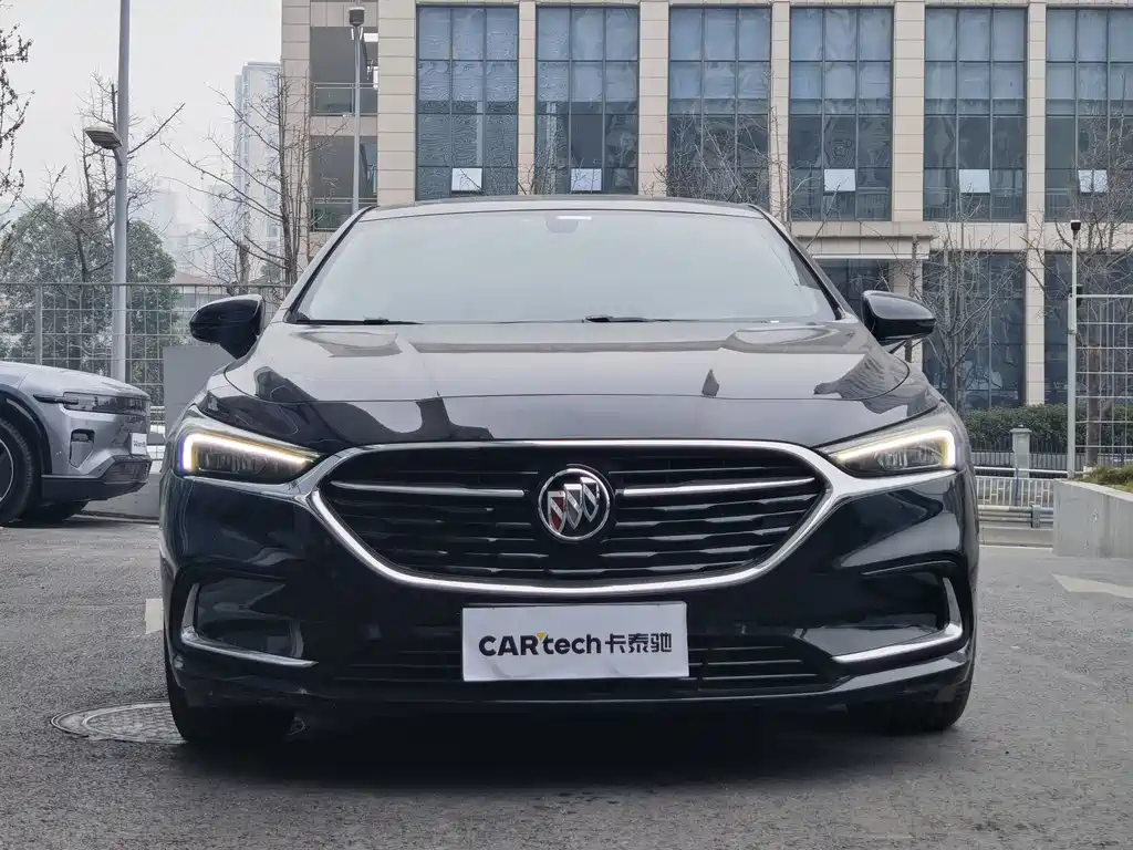 Buick LaCrosse 2022