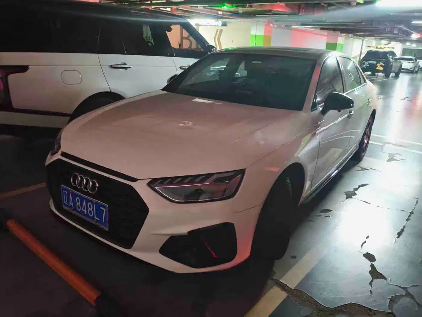 Audi A4 2023