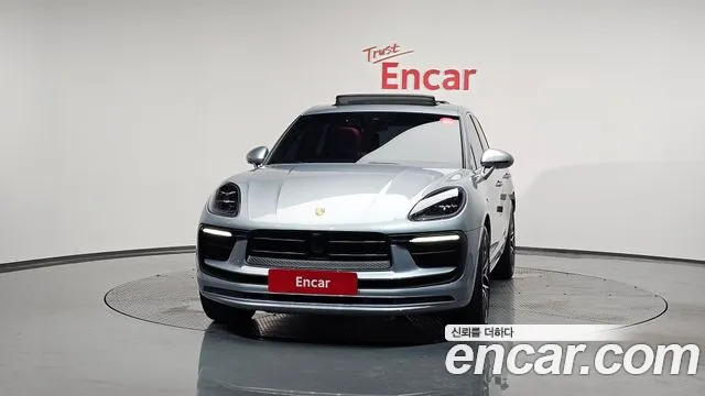 Porsche Macan 2023
