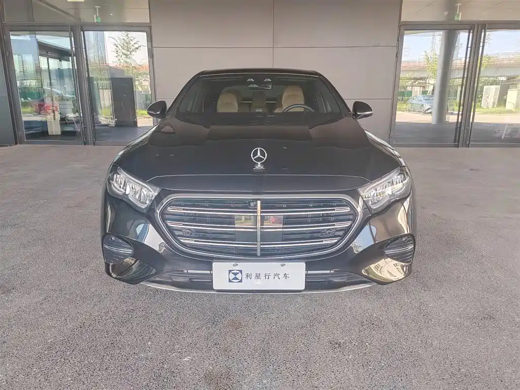 Mercedes-Benz E-Класс 2025