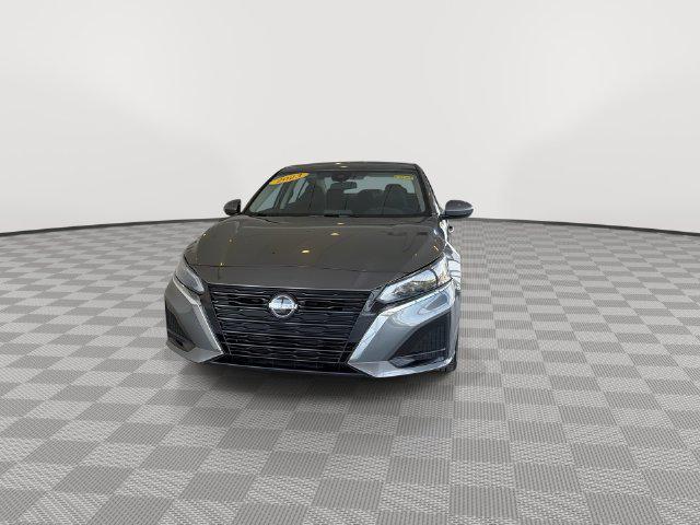 Nissan Altima 2023